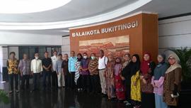 Khazanah Arsip Sekretariat Berupa Dokumentasi (Foto) Tahun 2019 tentang Pensiun 2019