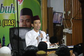 Khazanah Arsip Sekretariat Berupa Dokumentasi (Foto) Tahun 2021 tentang Peningkatan Kapasitas Pim...