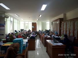 Khazanah Arsip Sekretariat Berupa Dokumentasi (Foto) Tahun 2020 tentang Rapat Internal tanggal  3...
