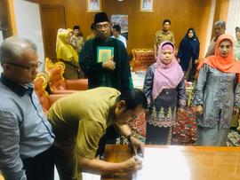 Khazanah Arsip Sekretariat Berupa Dokumentasi (Foto) Tahun 2019 tentang Pelantikan Disdikcapil Ta...