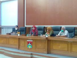 Khazanah Arsip Sekretariat Berupa Dokumentasi (Foto) Tahun 2020 tentang Asistensi Pemberkasan NIP...