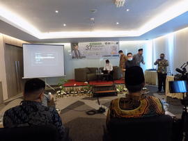 Khazanah Arsip Sekretariat Berupa Dokumentasi (Foto) Tahun 2021 tentang Peningkatan Kapasitas Pimpinan