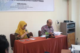 Khazanah Arsip Foto-foto Pencegahan dan Kesiapsiagaan (Sosialisasi Pembuatan Buku PRB)