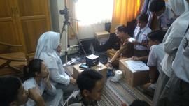 Khazanah arsip Foto Perekaman KTP-el ke Sekolah-sekolah