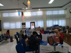 khazanah arsip foto Aktifitas Pelayanan di Dinas Kependudukan dan Pencatatan Sipil  Kota Bukittin...
