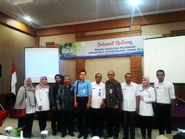 Khazanah Arsip foto bersama   Nara Sumber setelah penutupan  kegiatan Sosialisasi Pelayanan Administrasi Kependudukan tahun 2018