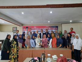 Pelatihan kewirausahaan bagi ukm makanan ringa