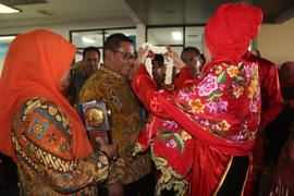 Foto Kedatangan Bapak Walikota Bukittinggi dan Bapak Beny Yusrial di Bendara Internasional Minang...
