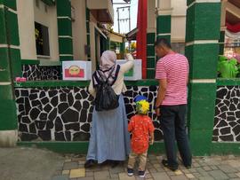 Penilaian Tingkat Kepuasan Konsumen di Lingkunga Taman Marga Satwa dan Budaya Kinantan 2