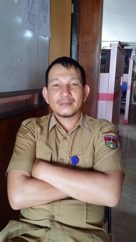 Staf Seksi Bina Usaha dan Industri Wisata : Yulhendri