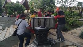 Kegiatan Relokasi Monyet dari Taman Panorama Lobang Jepang Bukittinggi bersama BKSDA Sumatera Bar...