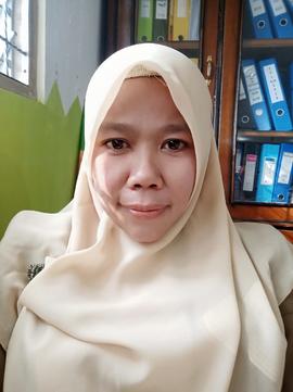 Staf  Seksi P2KPA Pemenuhan Hak Anak : Yulia Fitri Amd.Kep