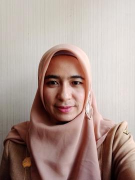 Staf  Sub Bagian Keuangan  ( Bendahara Pengeluaran) Dinas P3APPKB: Fatma Andriyani,AMd.Keb