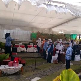 foto sedang melaksanakan acara