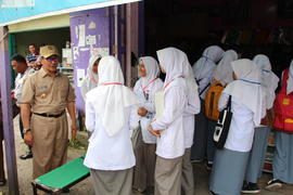 4-4-2016 peninjauan UN di SMAN.1 dan SMKN.1 serta MAN.2 Bukittinggi 1 1