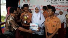Gebyar Pendidikan Sumbar 2016 dengan Semangat Hari Pahlawan Kita Tingkatan Inovasi dan Kreasi Pen...