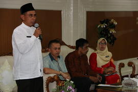29.07.16, wako melepas siswa dan guru serta kepala sekolah berprestasi ke JKT  1