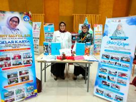 foto ibuk-ibuk gelar karya dalam acara diklat calon kepala sekolah SD, SMP, dan SMA