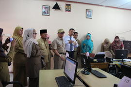 4-4-2016 peninjauan UN di SMAN.1 dan SMKN.1 serta MAN.2 Bukittinggi 1 1