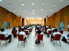 Foto Peserta Sedang Mendengarkan Arahan Narasumber