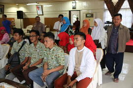 29.07.16, wako melepas siswa dan guru serta kepala sekolah berprestasi ke JKT  1