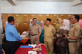 4-4-2016 peninjauan UN di SMAN.1 dan SMKN.1 serta MAN.2 Bukittinggi 1 1