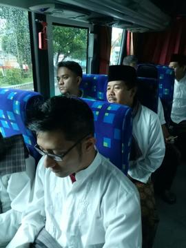 Pawai Budaya Prosesi Adaik Maantaan Paja Di Nagari Kurai