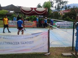Foto Atlet Sepak Takraw Kelurahan Bukit Cangang Kayu Ramang pada Pertandingan Sepak Takraw Tingka...