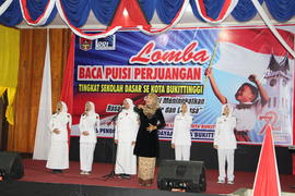 08-08-2017 Selasa, Lomba Puisi Perjuangan Tingkat SD se-Kota BKT di Auditorium LPP RRI BKT  1