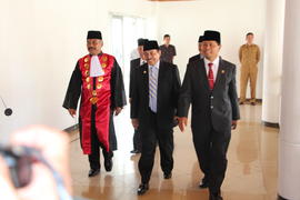 Foto 10. Pelantikan Anggota DPRD Kota Bukittinggi Periode Tahun 2014 s/d 2019