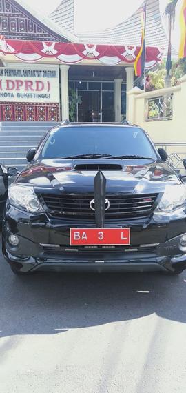 Kendaraan  Dinas Ketua DPRD Kota Bukittinggi BA 3 L Periode Tahun 2009 s/d 2014 dan 2014 s/d 2019